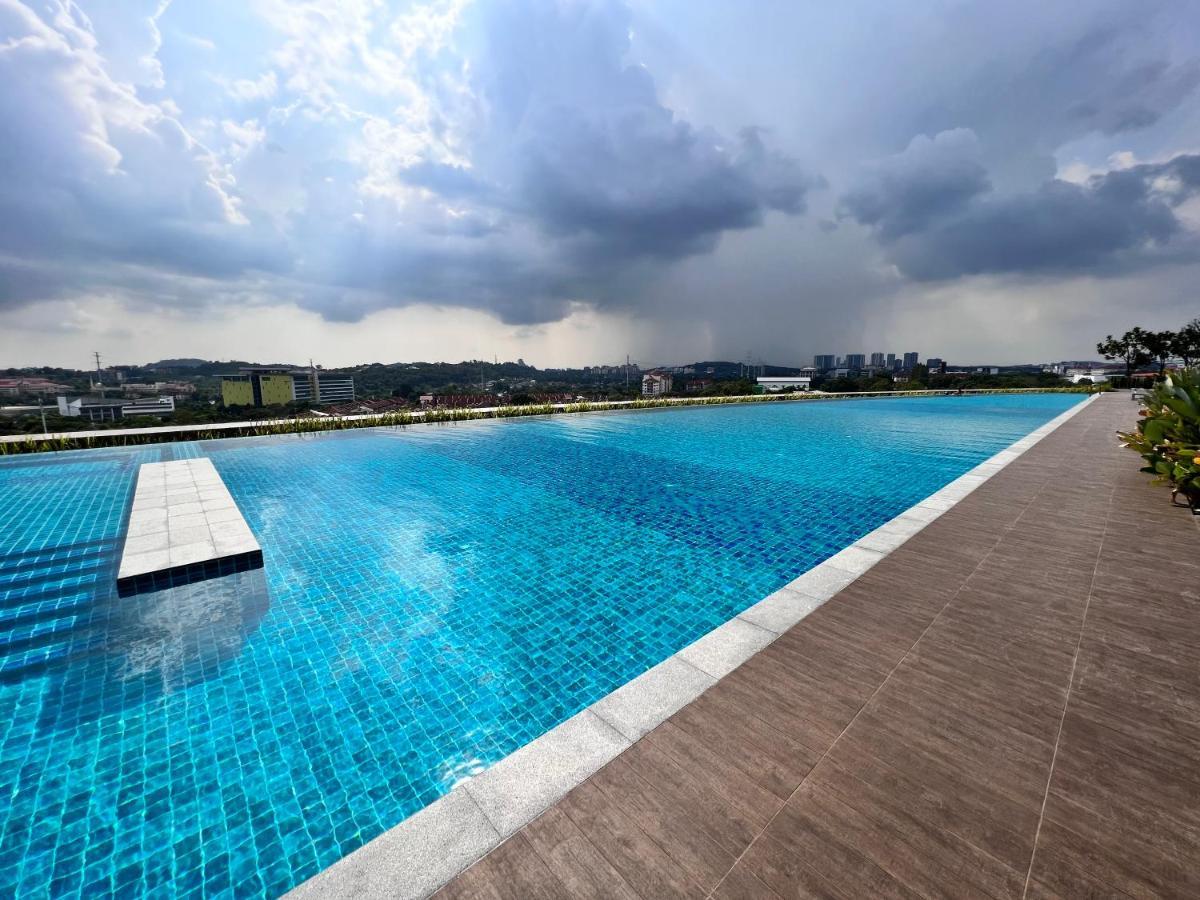Condostay At Bangi Kampong Sungai Ramal Dalam Exterior photo